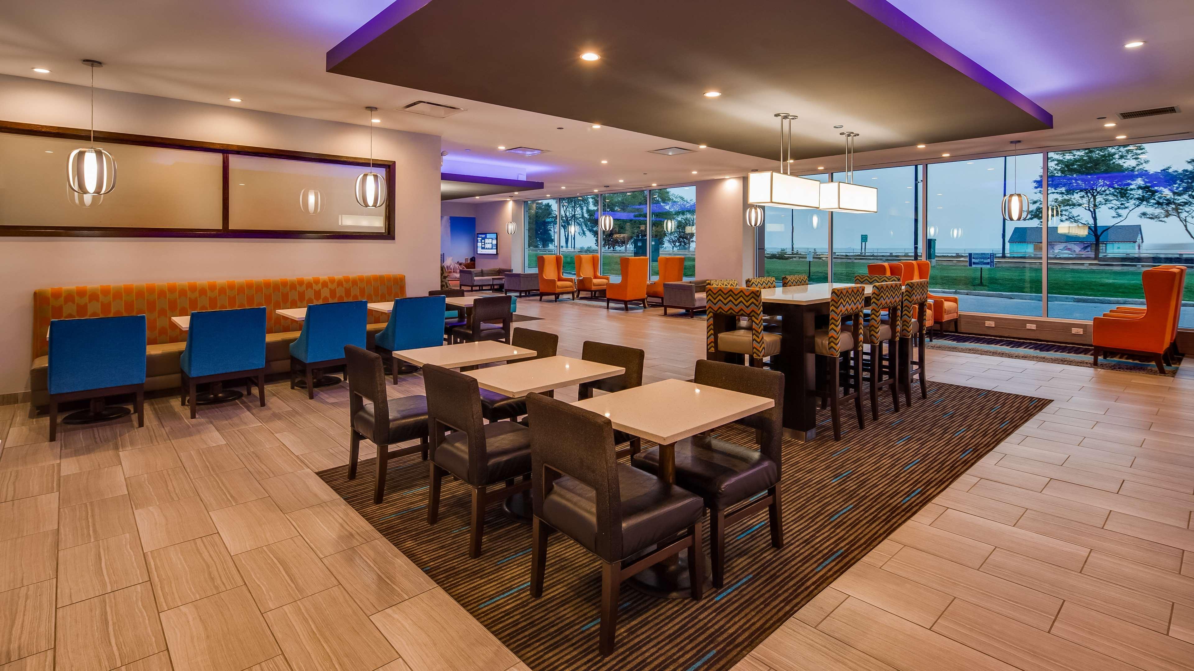 Best Western Plus Hyde Park Chicago Hotel Ngoại thất bức ảnh
